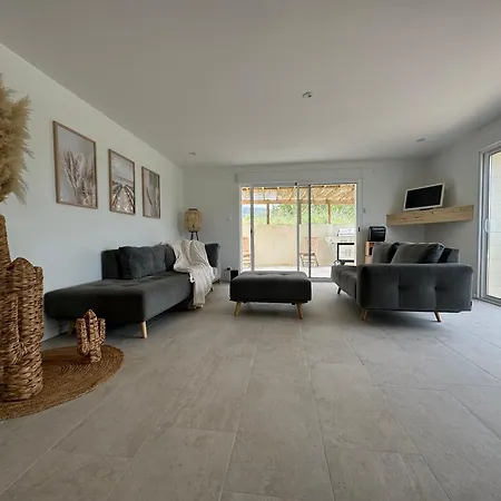 Le Des Cigales Du Deves Holiday home *